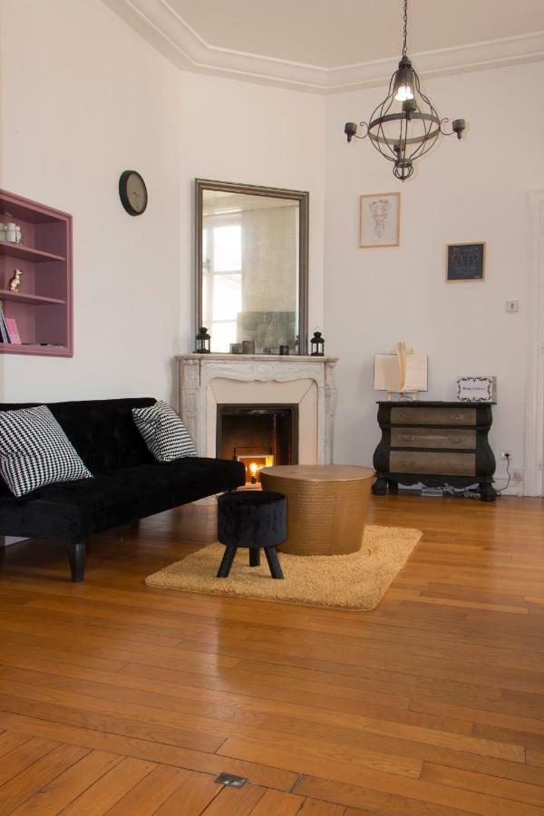 La Casa D'Esteve Bourges Bagian luar foto
